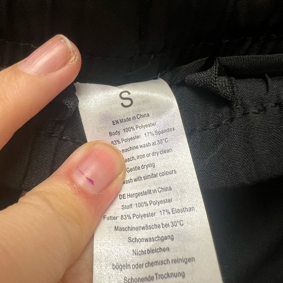 Porsit Running Shorts - Picture 3 of 8